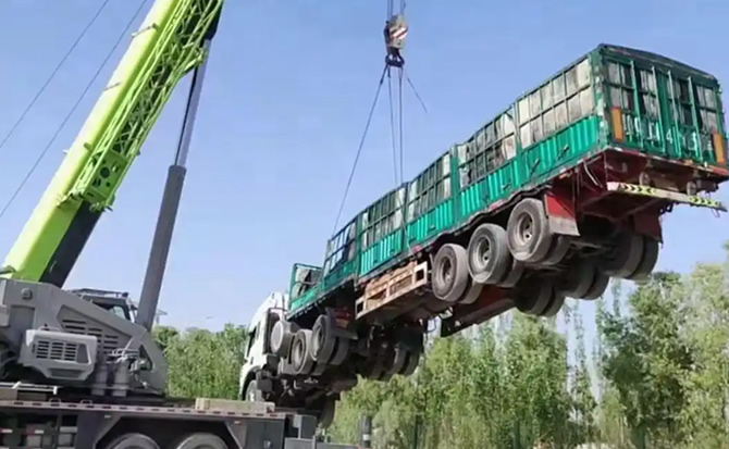 凤岗镇道路脱困救援案例